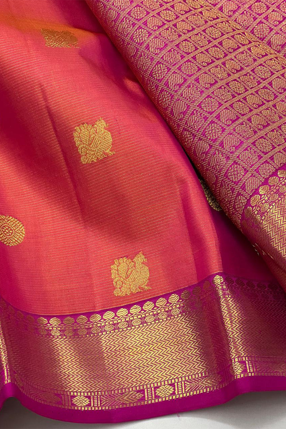 Pink-Orange Vaira Oosi Silk Saree with Korvai Border & 2G Zari
