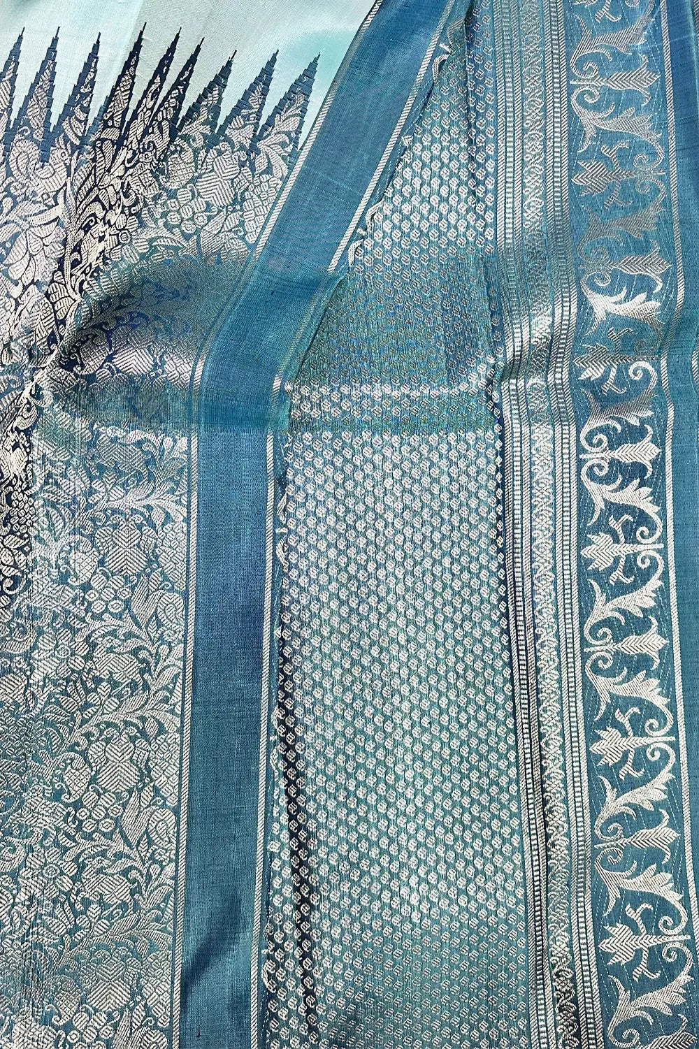 Powder Blue Kanchipuram Silk Saree with Silver Rasing Border and Vanasingaram Pattern