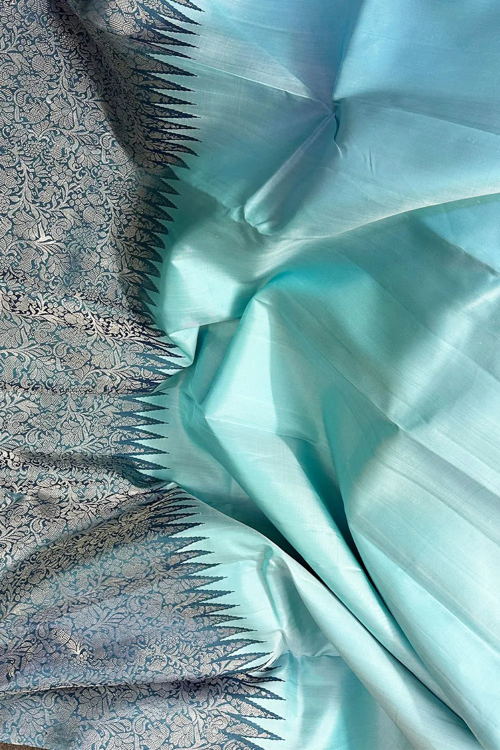 Powder Blue Kanchipuram Silk Saree with Silver Rasing Border and Vanasingaram Pattern